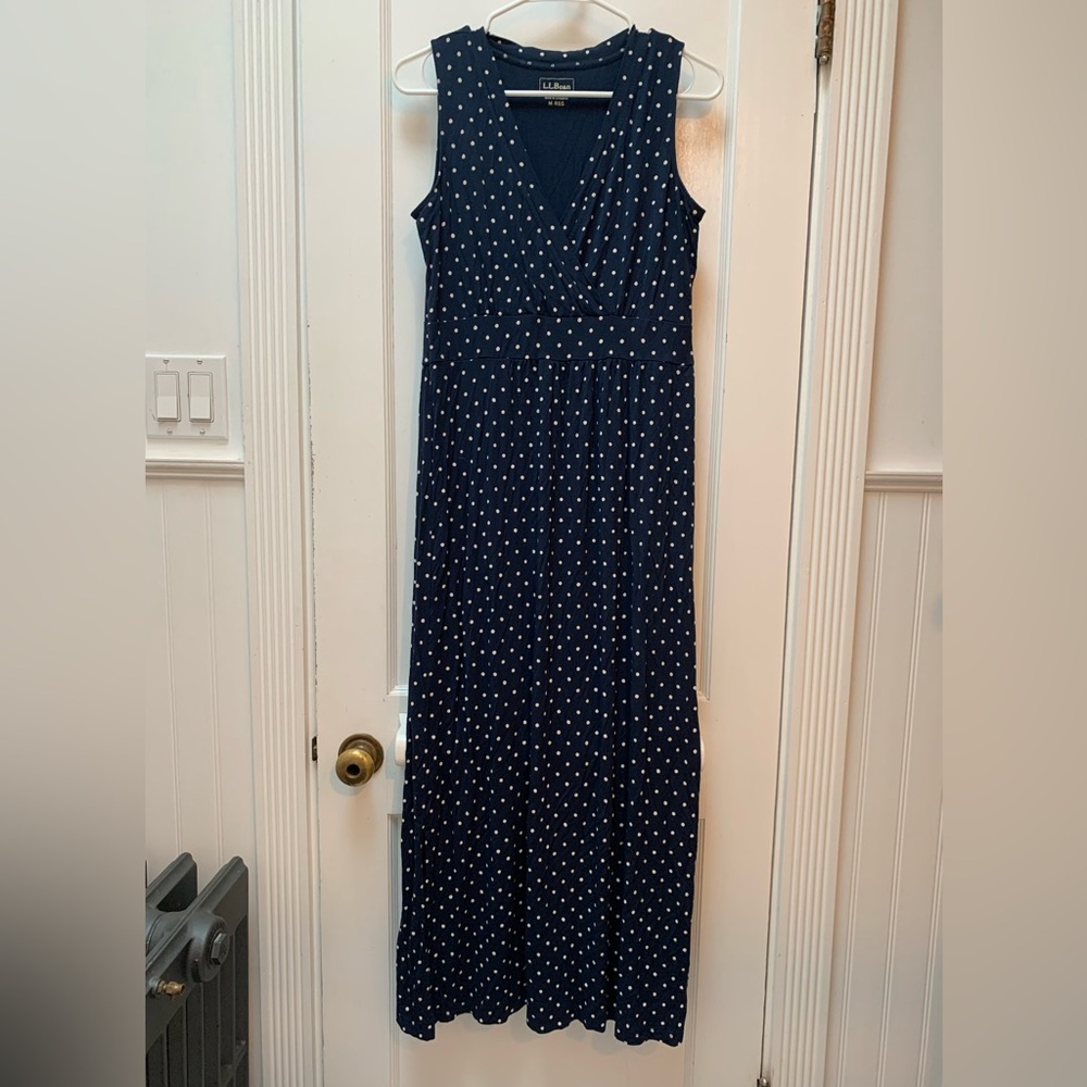EUC L.L. Bean Blue and White Sleeveless V-Neck Maxi Sundress